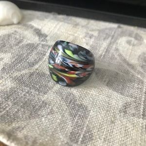Vintage Acrylic Fashion Ring -Size 7
